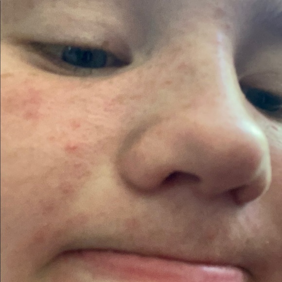 Poshmark profile picture for @mgb24